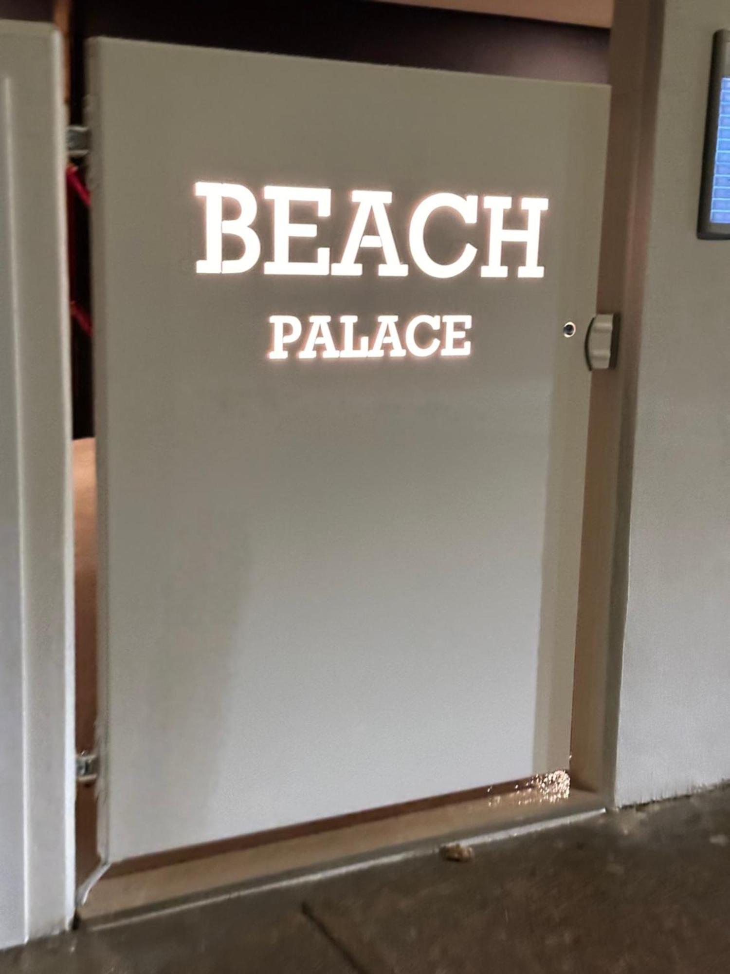 Beach Palace With Small Swimming Pool, Private Beach, Parking Τζεσόλο Λίντο Εξωτερικό φωτογραφία