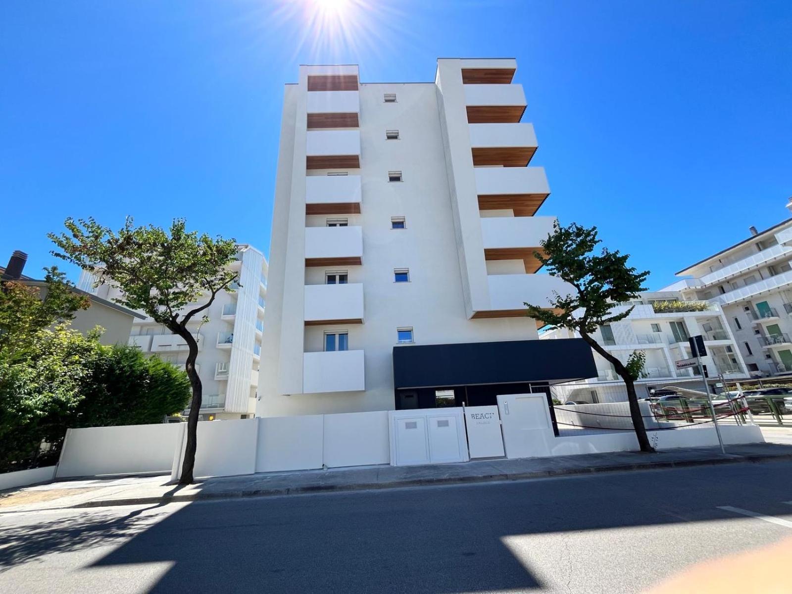 Beach Palace With Small Swimming Pool, Private Beach, Parking Τζεσόλο Λίντο Εξωτερικό φωτογραφία