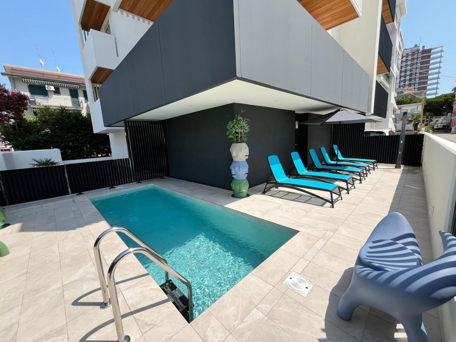 Beach Palace With Small Swimming Pool, Private Beach, Parking Τζεσόλο Λίντο Εξωτερικό φωτογραφία